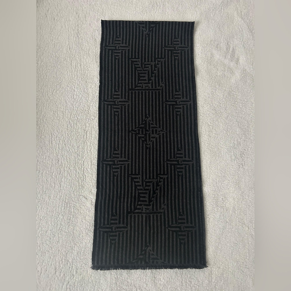 Louis Vuitton Black Monogram Scarf